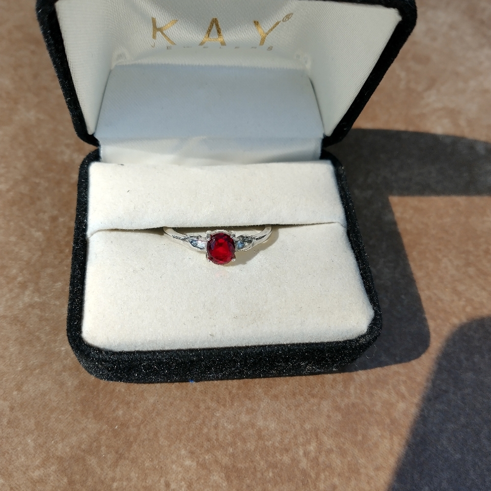 Vintage Deep Ruby Red Classic Ring - image 1